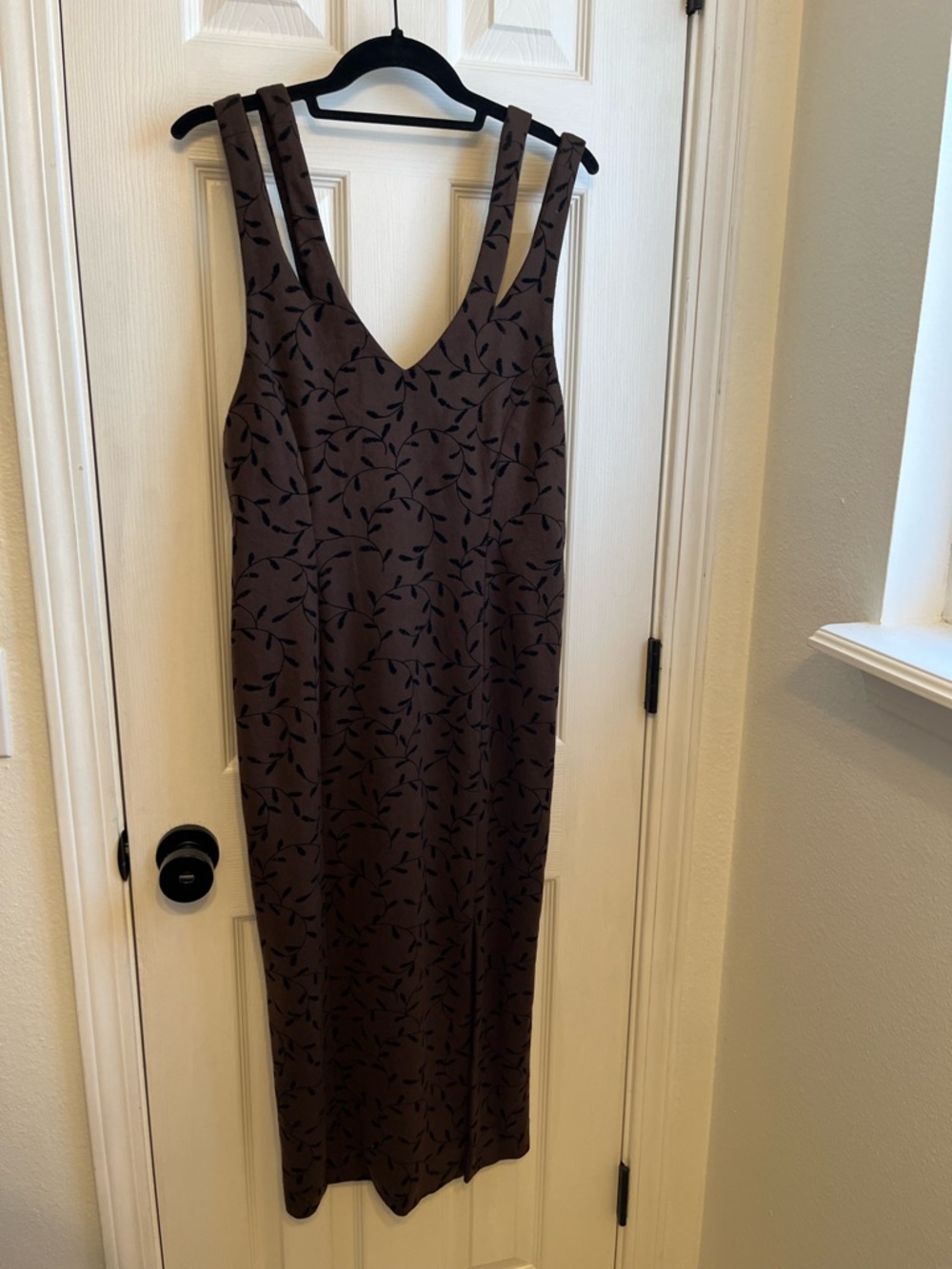 Wands Vintage Brown and Black Floral Strappy Dress